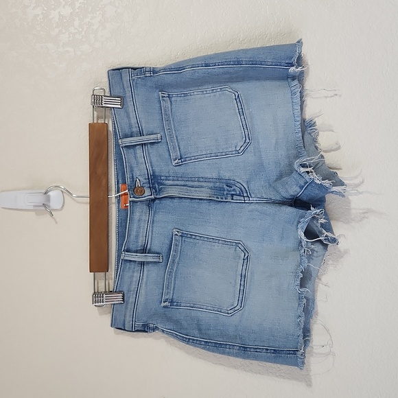 Mother Denim Patchie Shorts in Poppy Fields Floral Accent Denim Size 29 - Picture 11 of 15